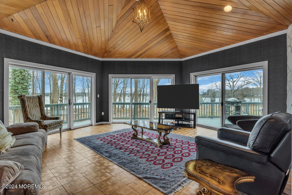 180 Hartshorne Road - Photo 2