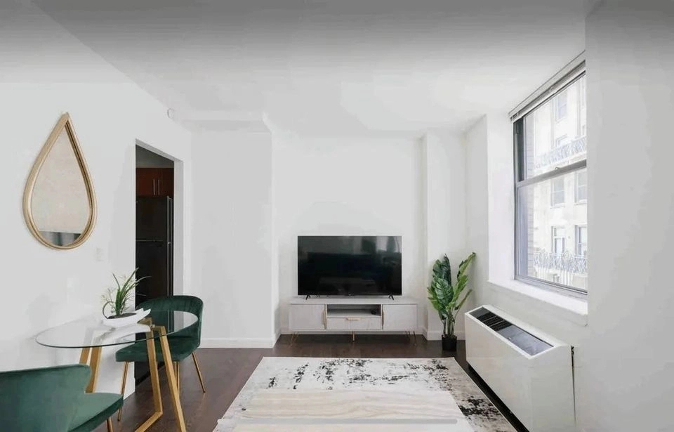 Maiden Lane - Photo 1