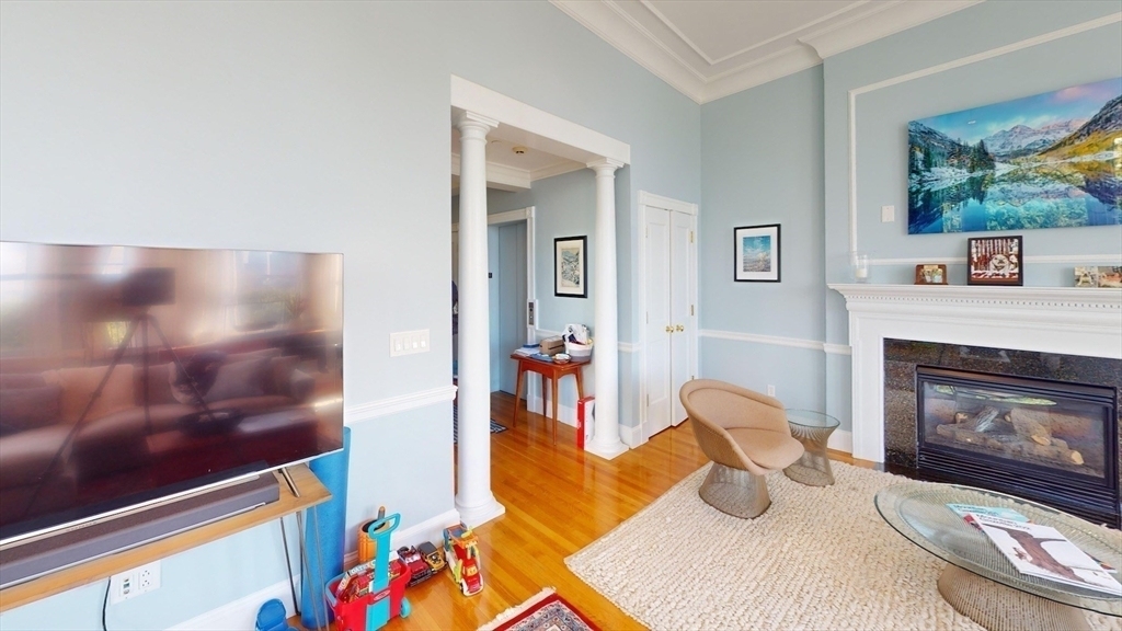 22 Beacon St. - Photo 3
