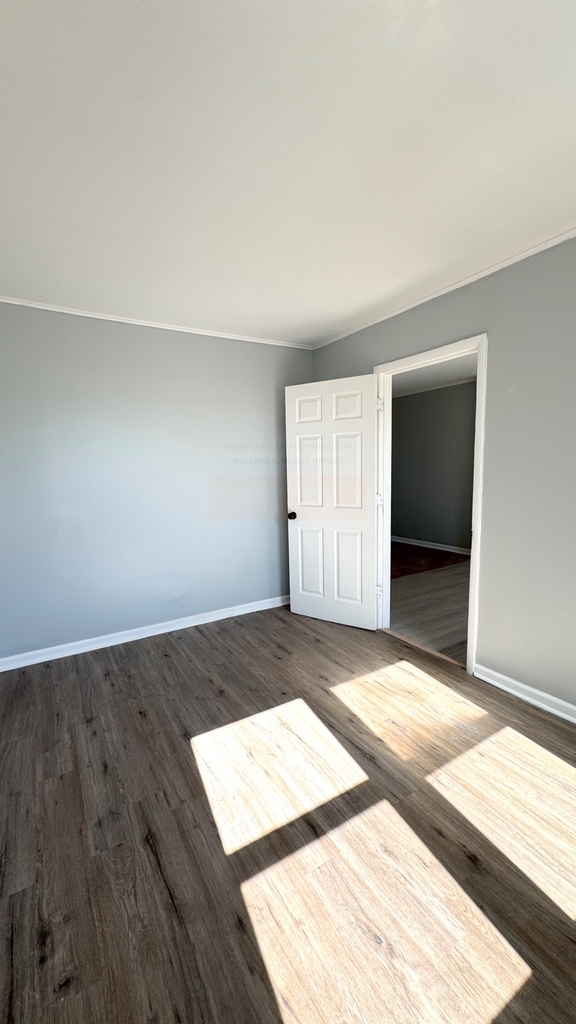 93-14 101st Avenue - Photo 7