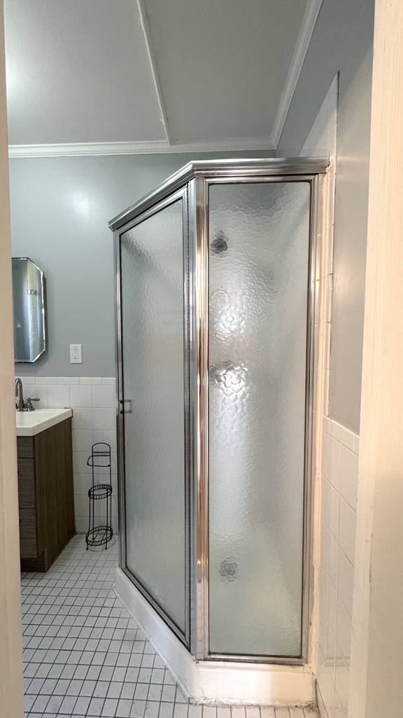 93-14 101st Avenue - Photo 2