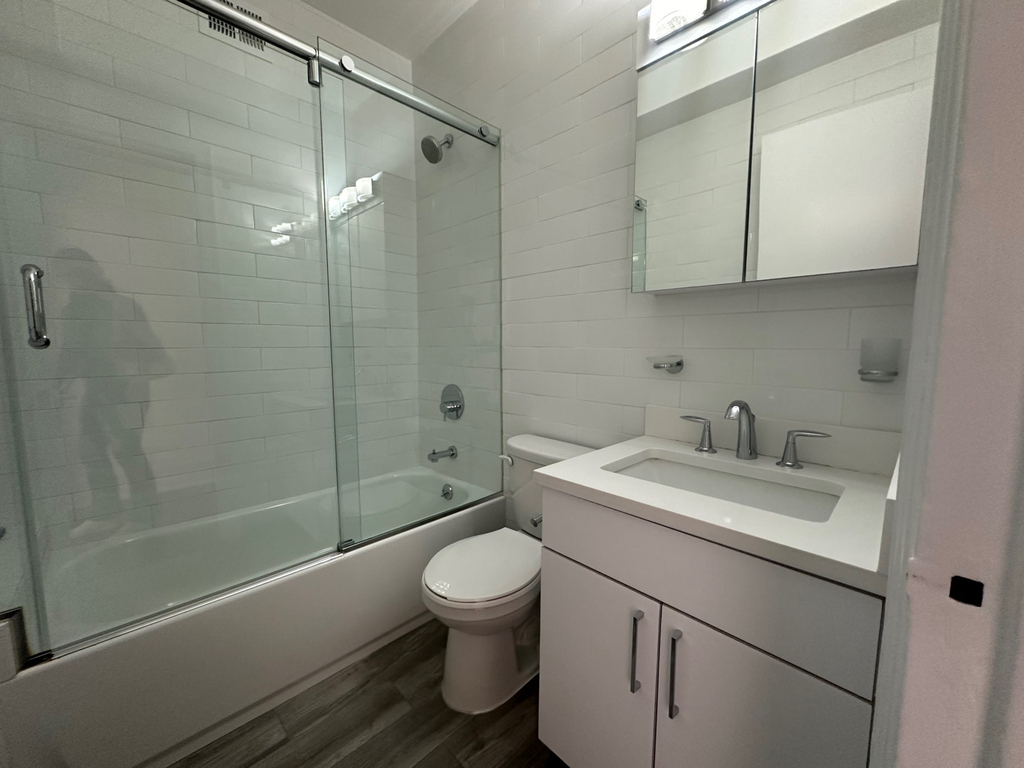 160 West 73rd Street - Photo 7