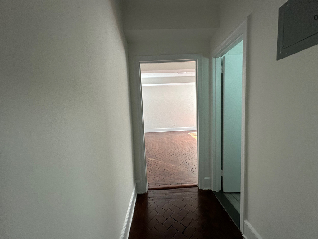 160 West 73rd Street - Photo 5