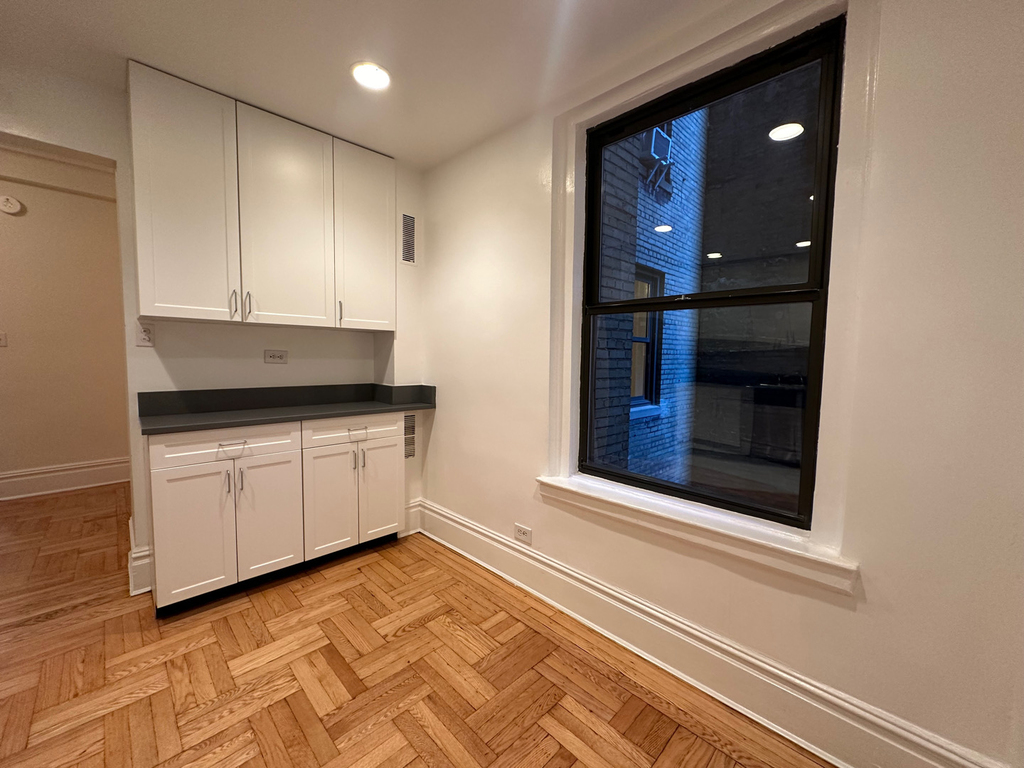 147 West 79th Street - Photo 15