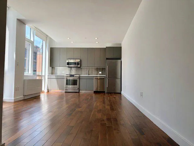Copy of 507 West 28th Street, Unit 1105 - Photo 2