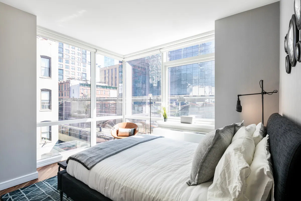 Copy of 507 West 28th Street, Unit 1105 - Photo 4