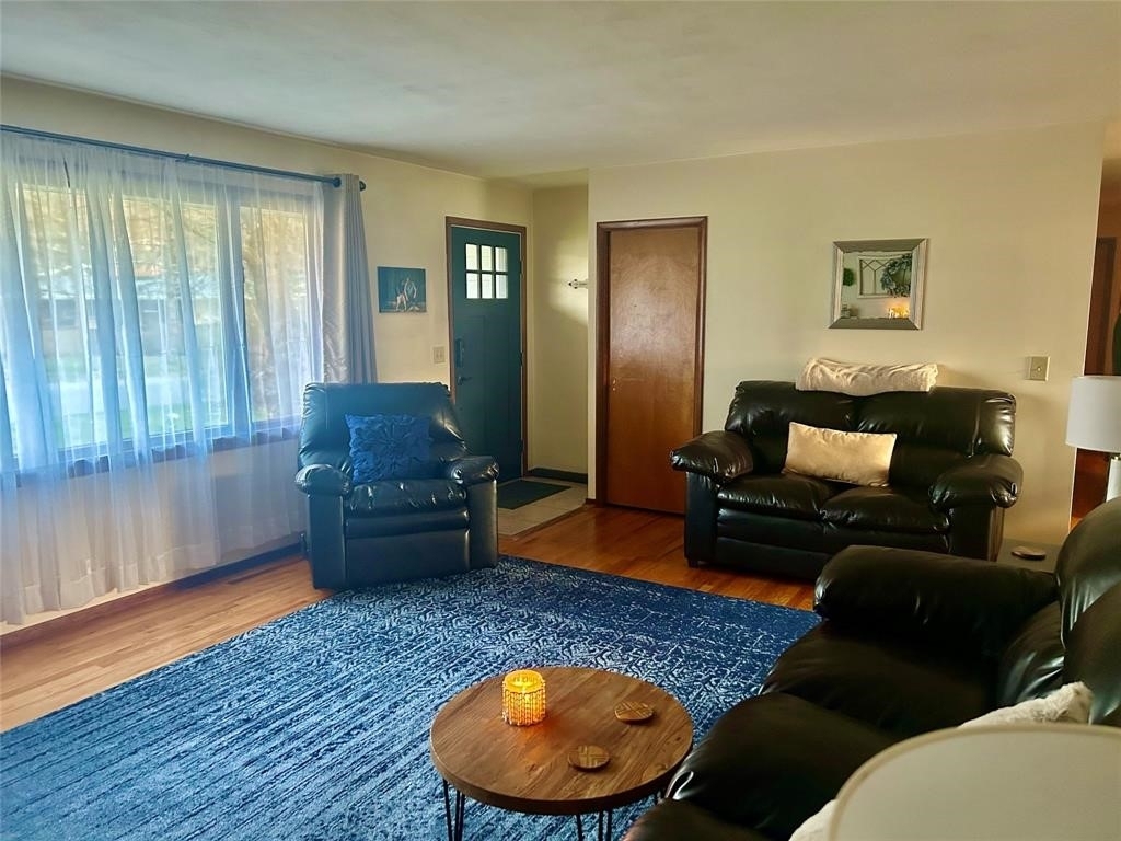208 Airborne Avenue - Photo 1