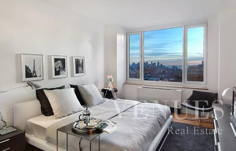 W 42nd St #7f - Photo 1