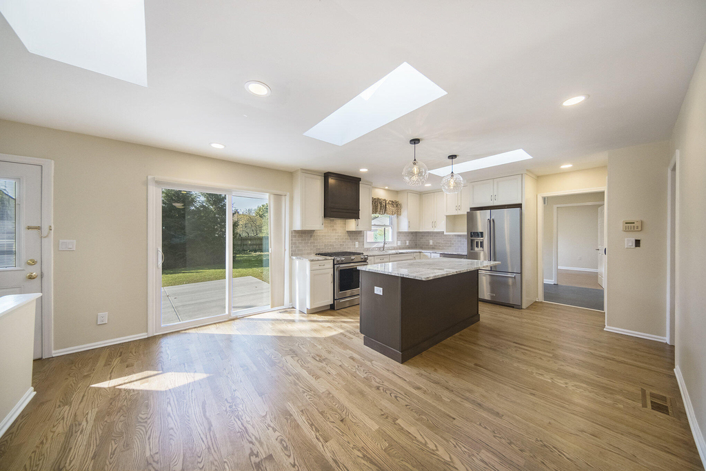 3465 Charing Cross Road - Photo 4