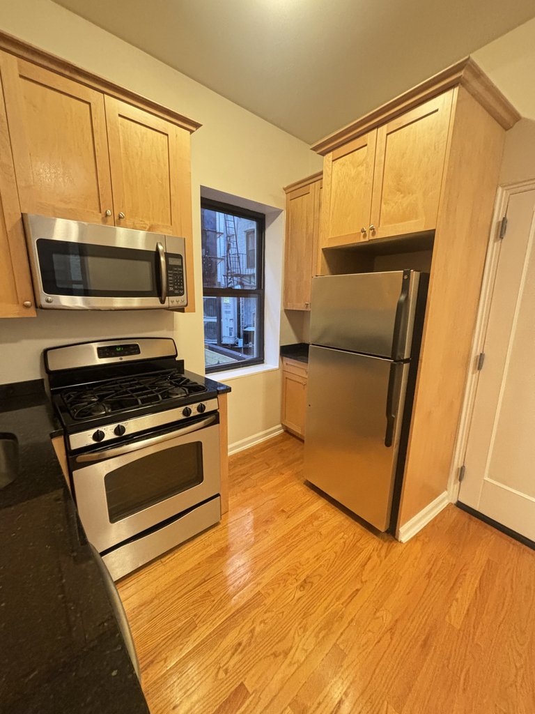 Grand Street and Mott Street - Photo 4