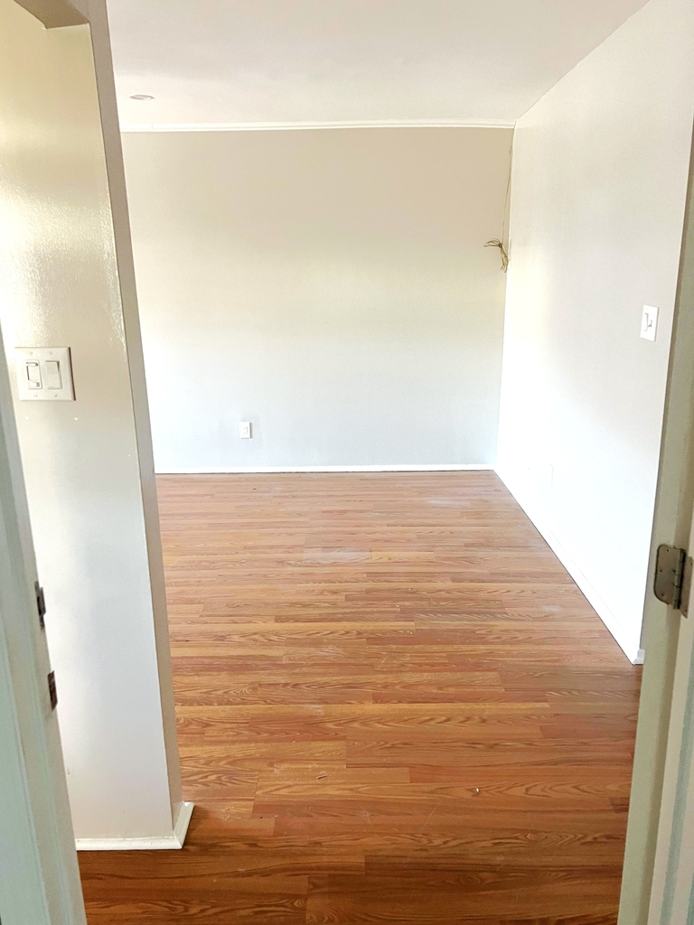 149-42 83rd Street - Photo 5