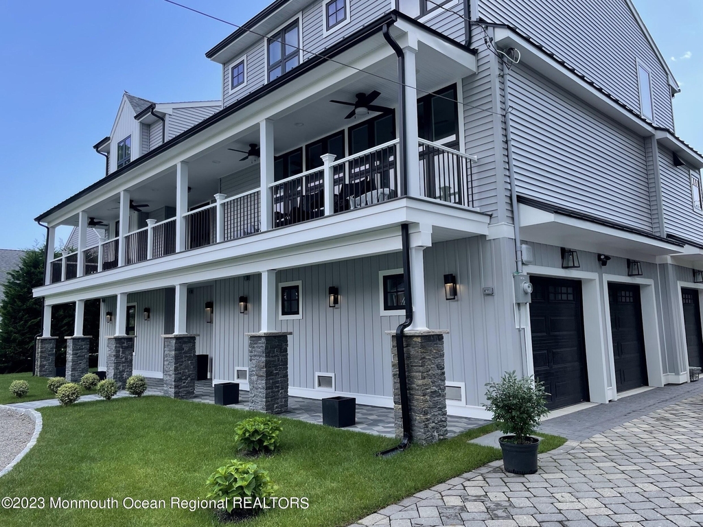 141 Osborne Avenue - Photo 0