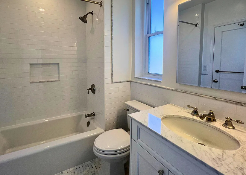 West  89 Street  - Photo 6