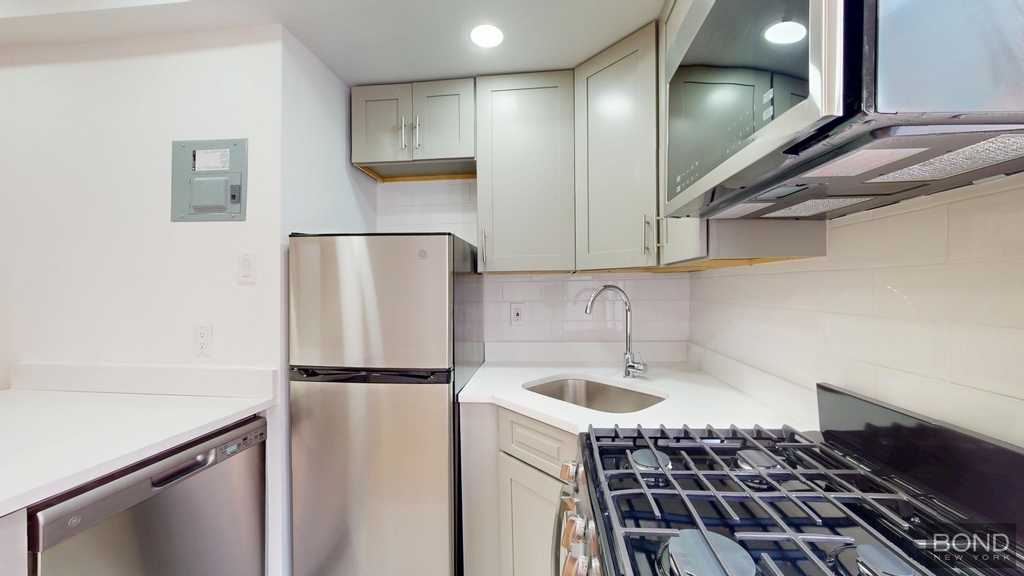 East 38th Street - Photo 1
