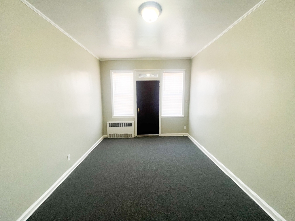 626 Remsen Avenue - Photo 5