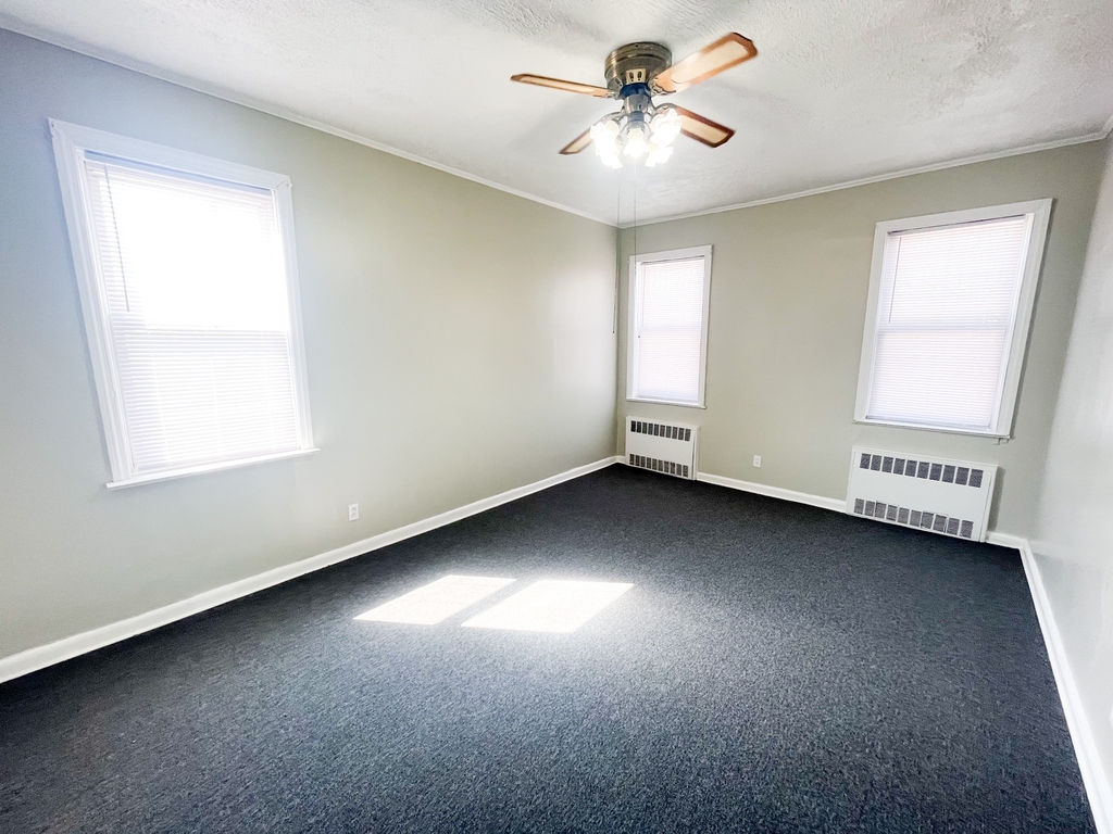 626 Remsen Avenue - Photo 3