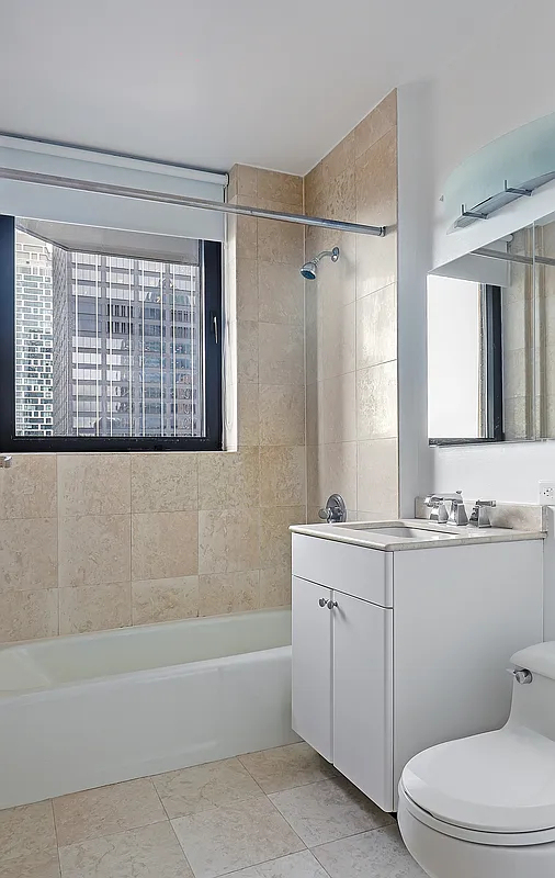 West 48th Street Broadway - Photo 3