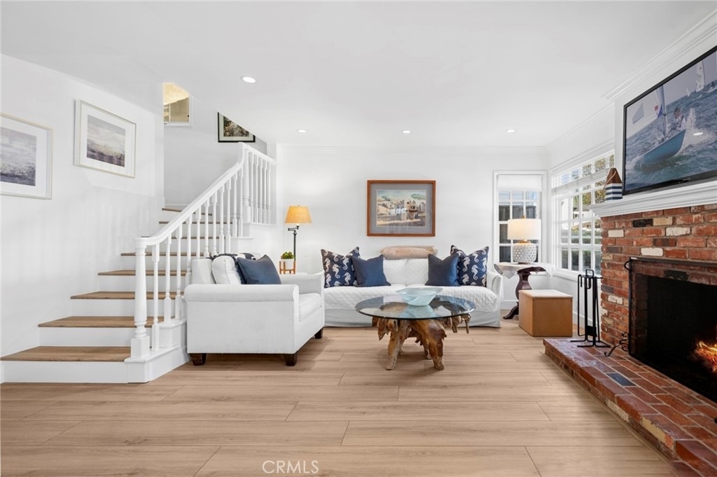117 Amethyst Avenue - Photo 3