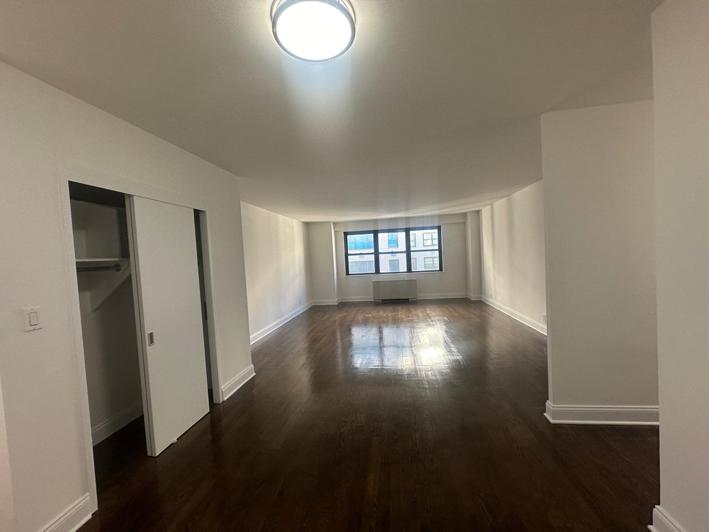400 East 89th Street - Photo 0