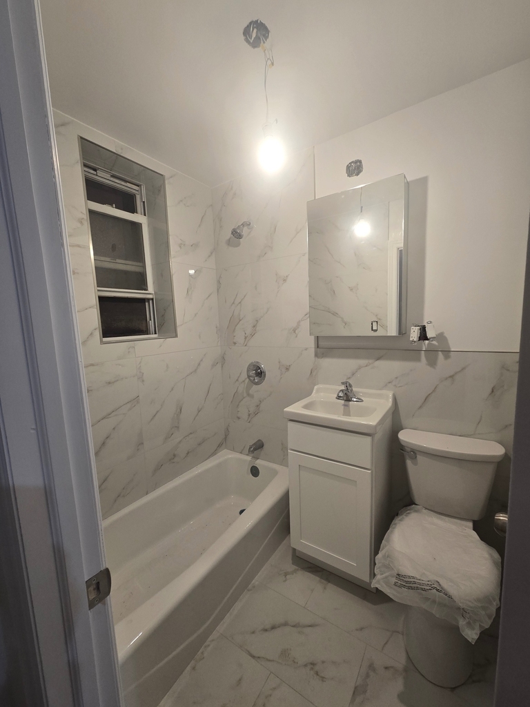 441 East 83rd Street - Photo 9