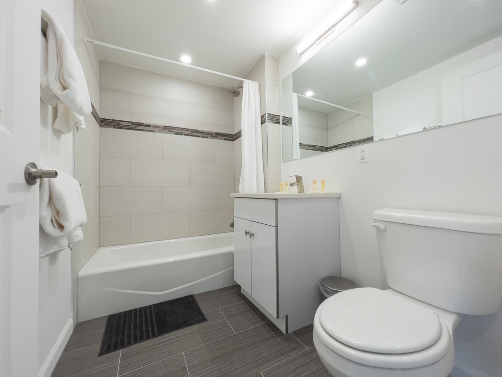 433 West 53rd Street - Photo 6