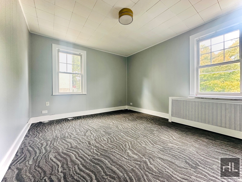 Greenvale Avenue - Photo 6