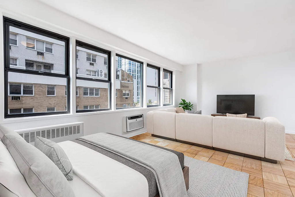 East 36th Street - Photo 1