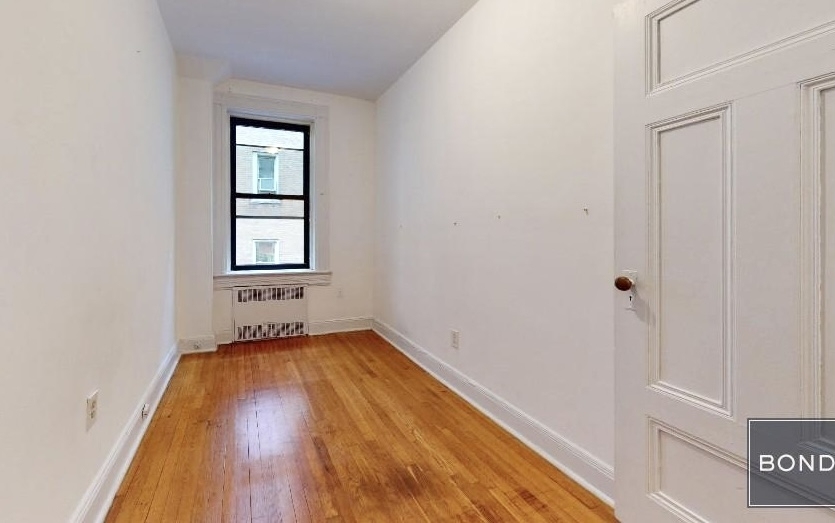 Madison Ave & 85th St - Photo 2