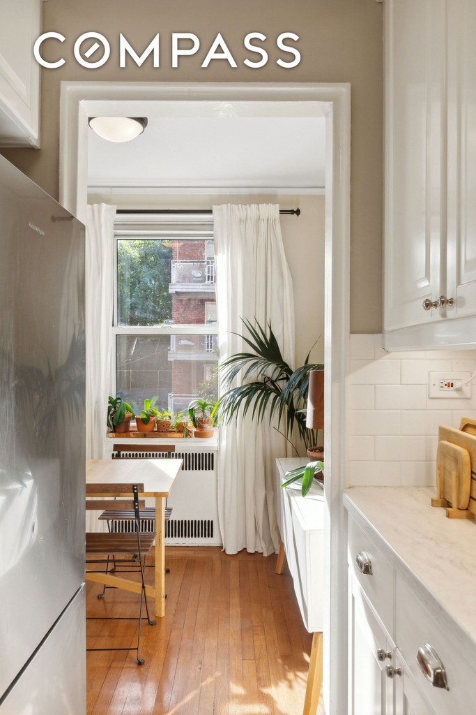 2600 Henry Hudson Pkwy - Photo 4