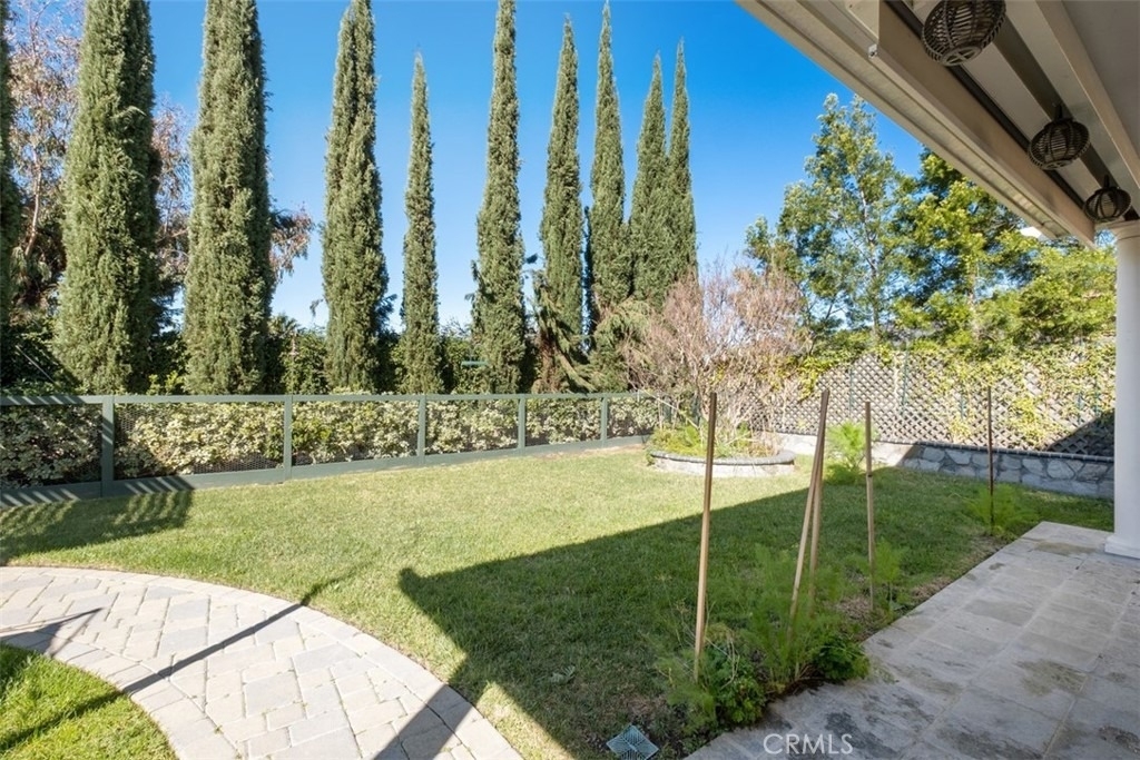 20891 Porter Ranch Road - Photo 32