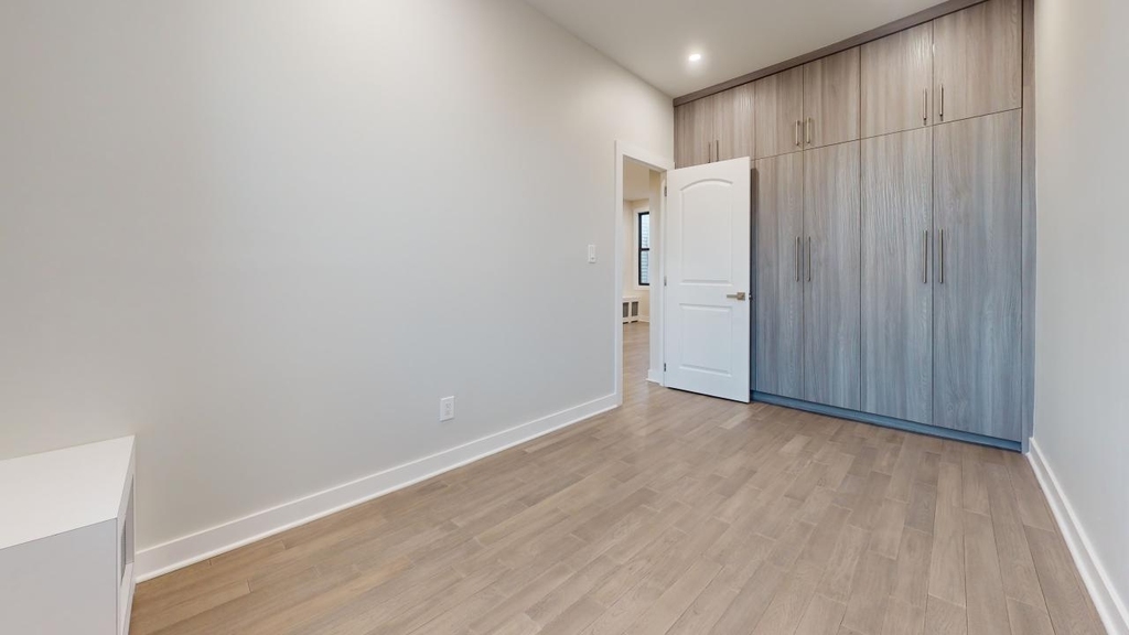 104-12 Metropolitan Avenue - Photo 13