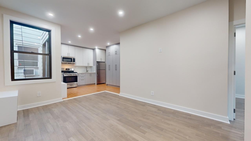 104-12 Metropolitan Avenue - Photo 1