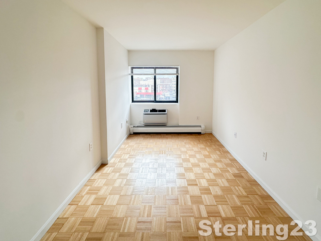 31-64 21st Street - Photo 3
