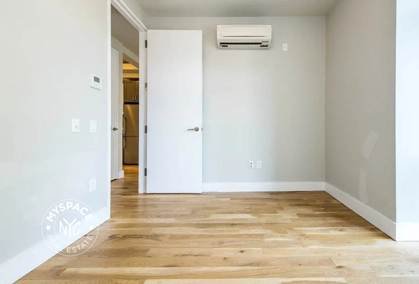 185 Leonard Street - Photo 6