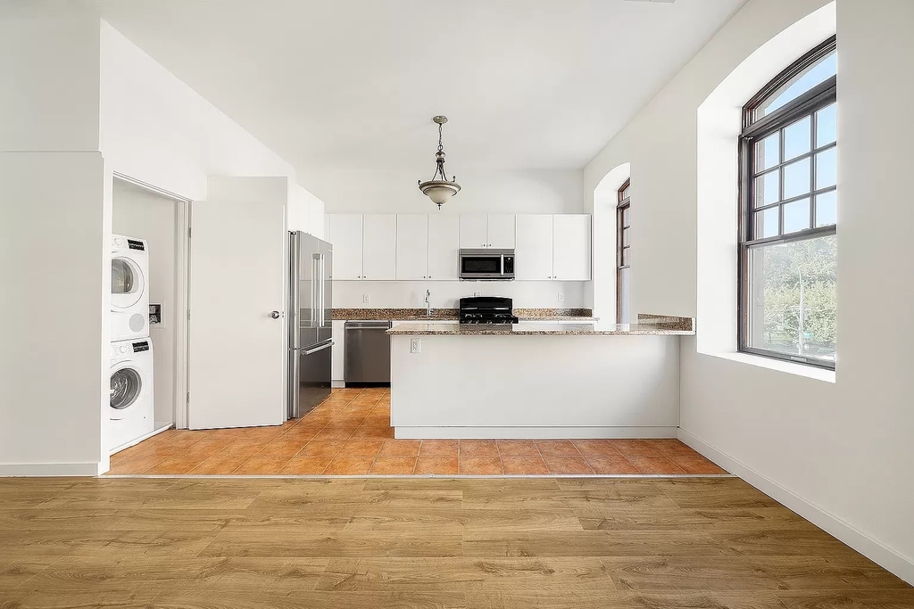 1937 Madison Avenue - Photo 5