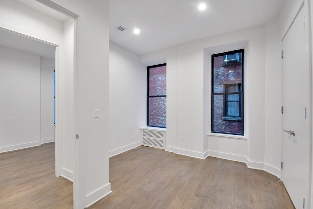 East 31st Street And Madison Avenue - Photo 3