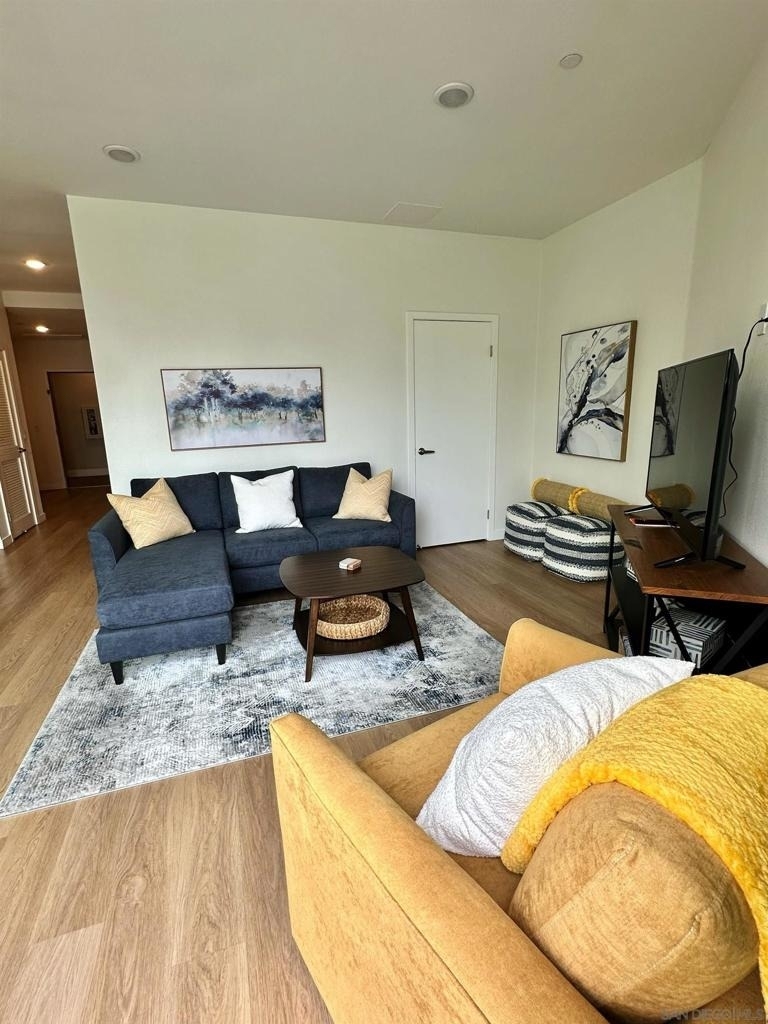 3909 Voltaire St - Photo 6