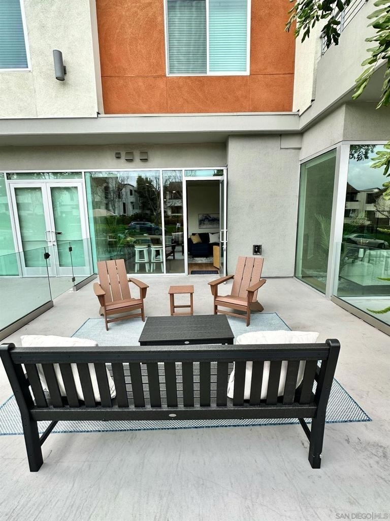 3909 Voltaire St - Photo 5