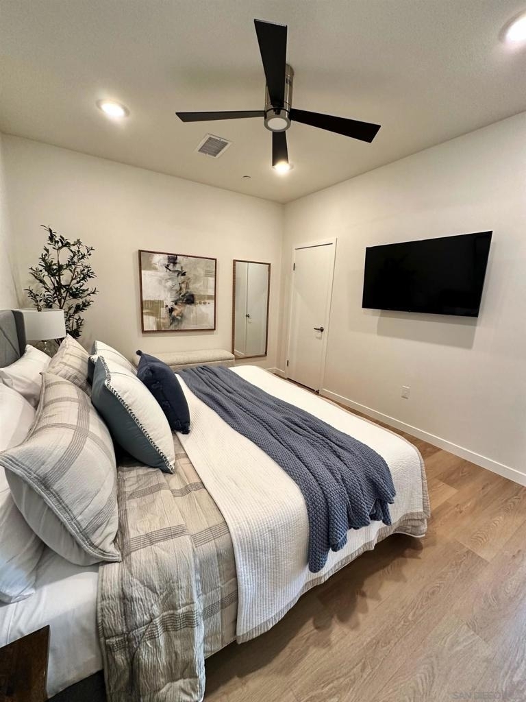 3909 Voltaire St - Photo 2