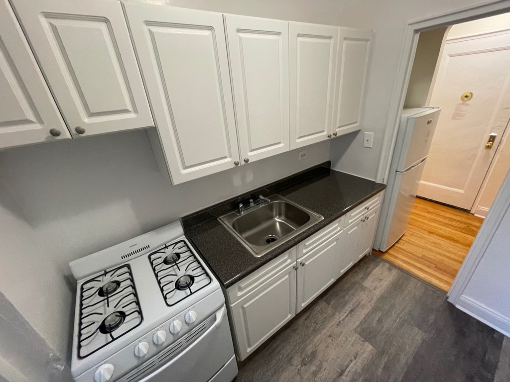 72-36 112th Street - Photo 5