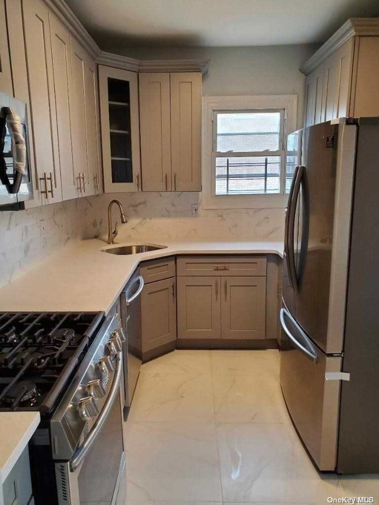 23-43 Enright Road - Photo 3