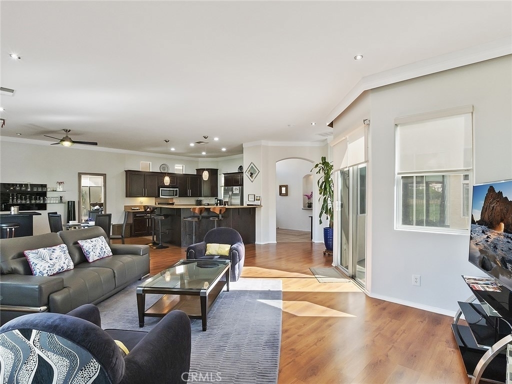48957 Heifitz Drive - Photo 2