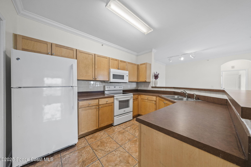 6421 Borasco Drive - Photo 18
