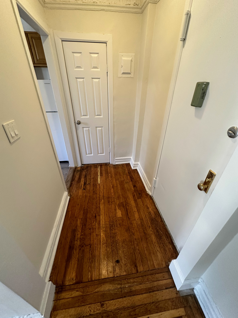 3105 Decatur Avenue - Photo 8
