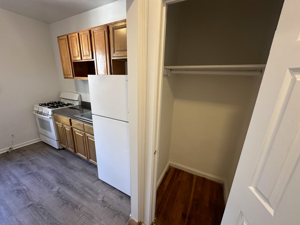 3105 Decatur Avenue - Photo 4