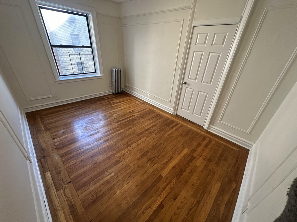 3105 Decatur Avenue - Photo 1