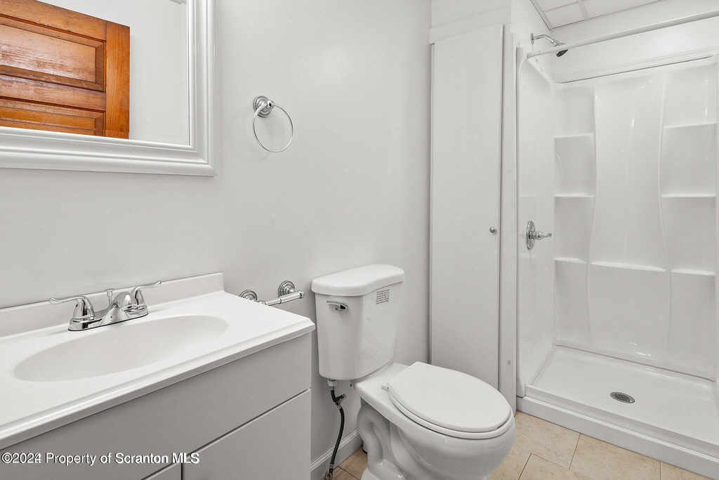 1015 Gibson - Photo 3