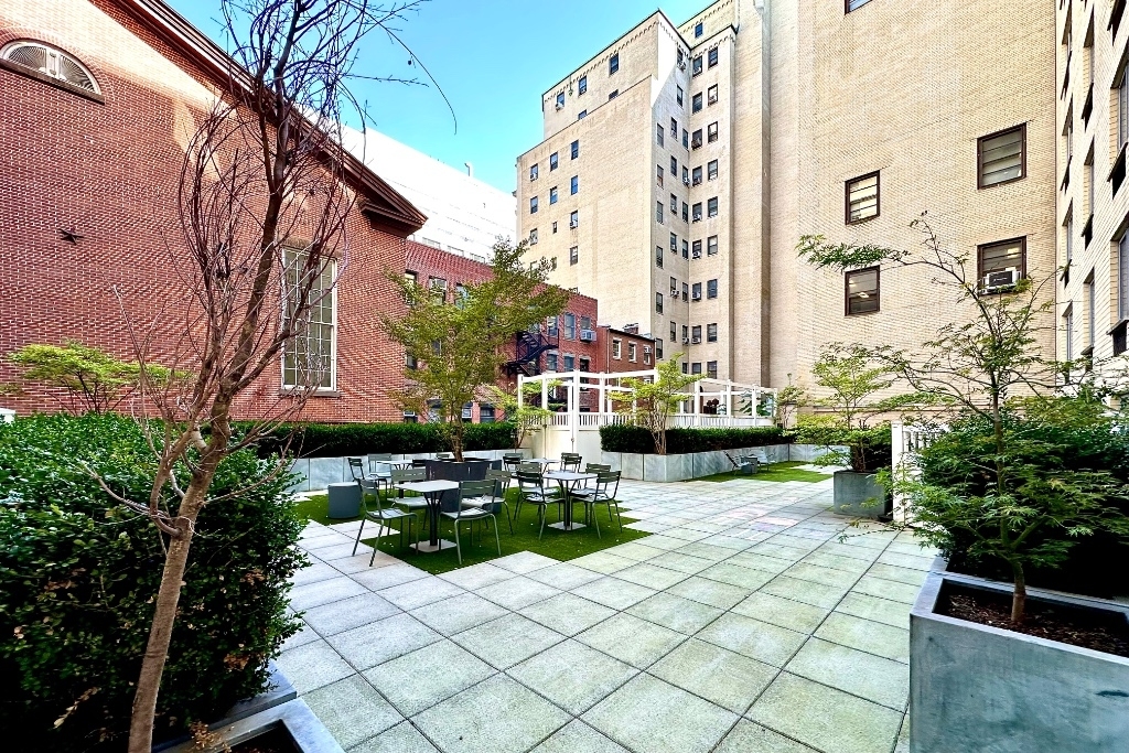 53 Boerum Pl - Photo 14
