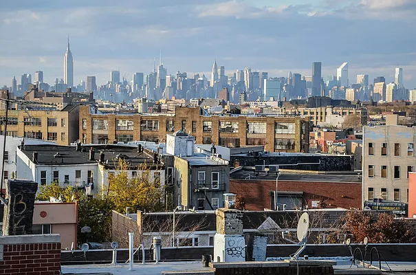 285 Cornelia Street - Photo 2