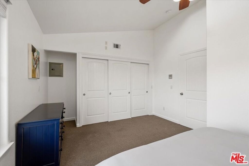 230 Hans Place - Photo 35